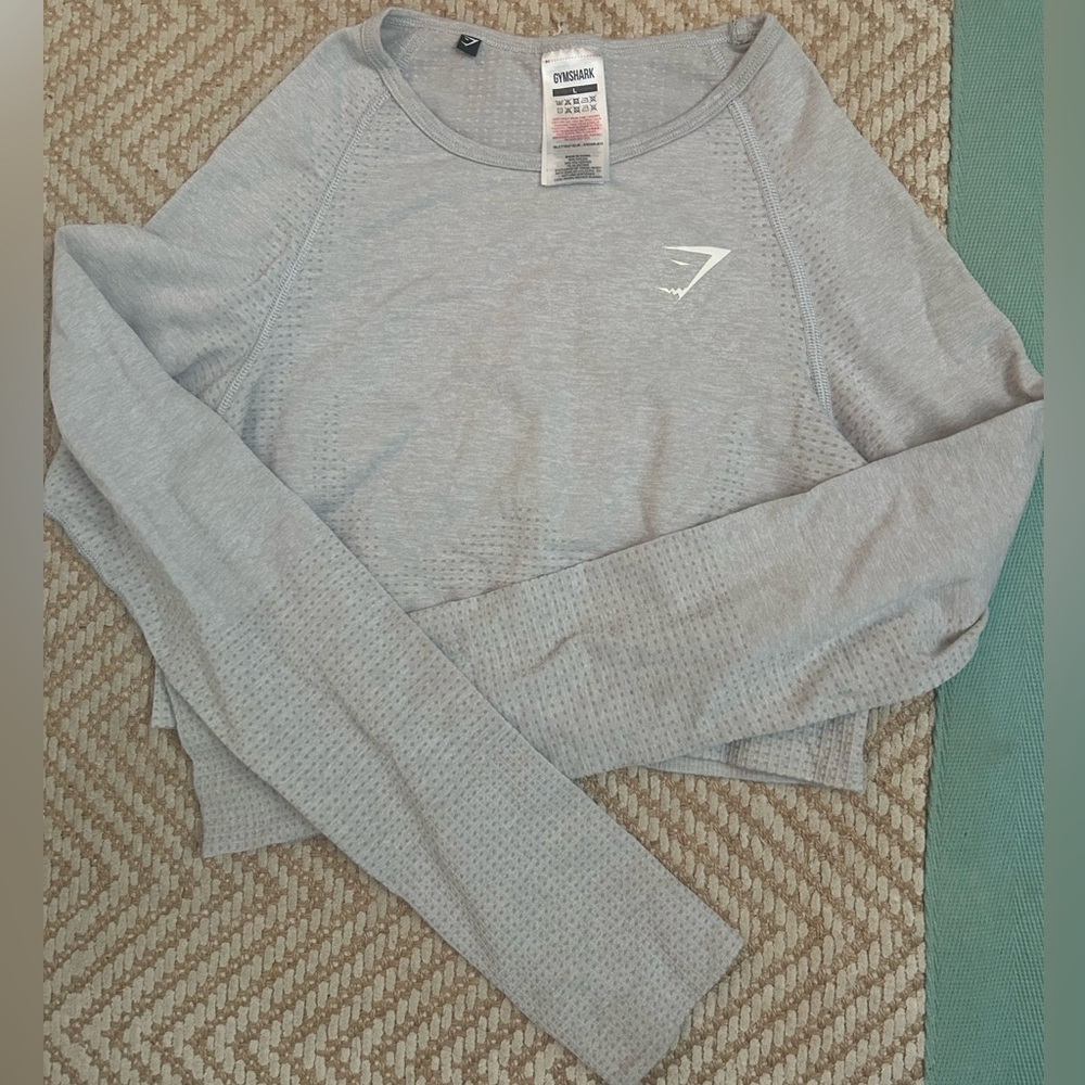Gray Women's GymShark Cropped Workout Top